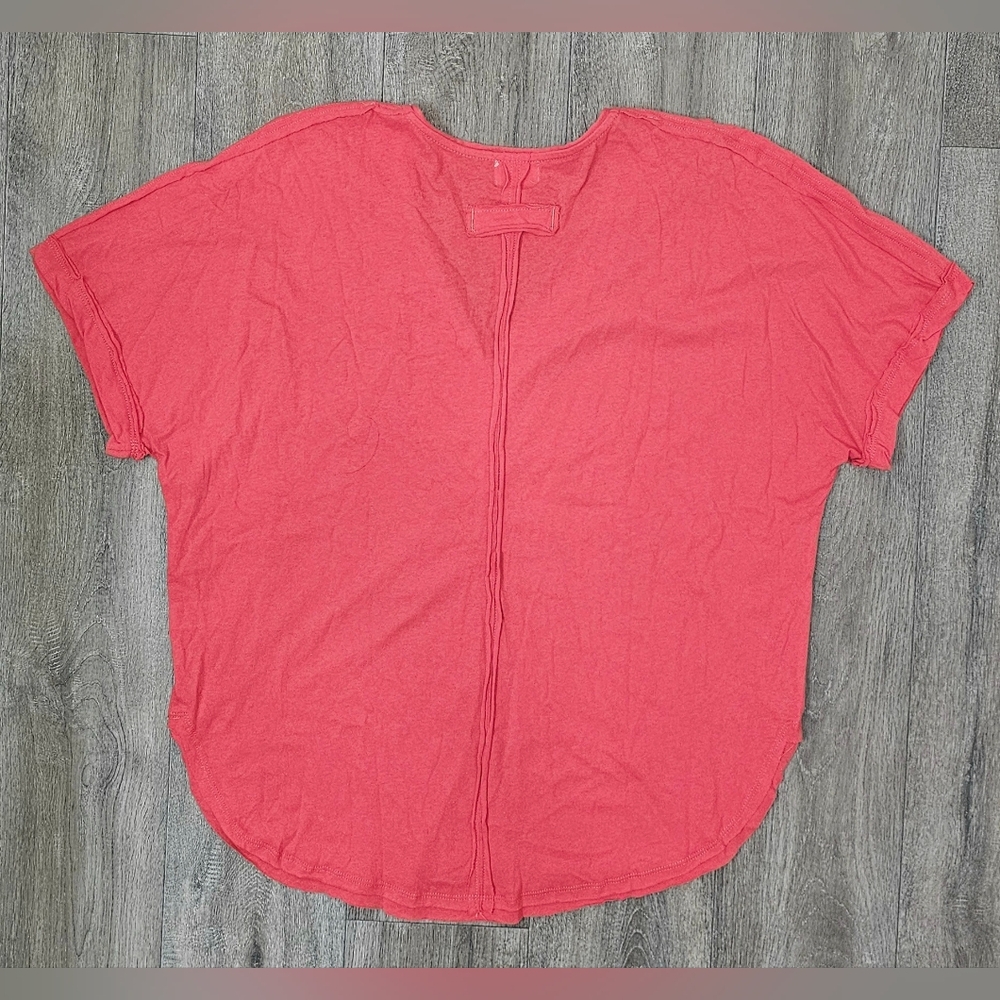 BKE Raw Edge V-neck Henley-Size Small - Picture 7 of 7